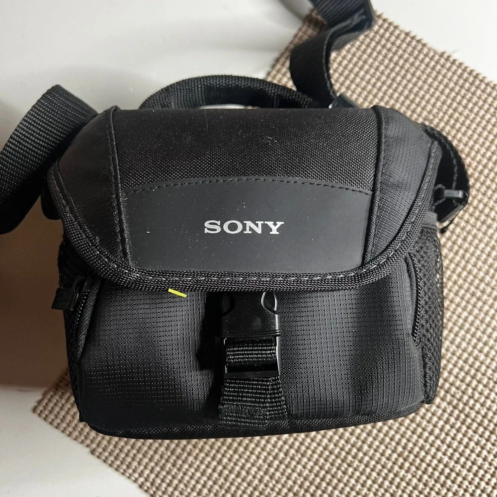 Sony LCS-U11 Camera Bag Case Black Nylon for Handycam Alpha Mirrorless
